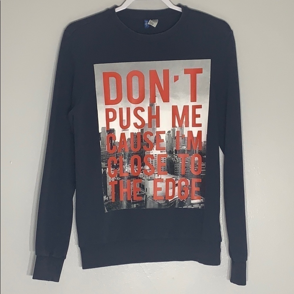 Vintage H&M New York City graphic Don’t Push Sweatshirt small black crewneck top